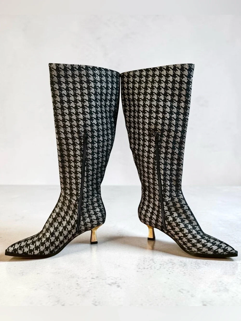 Betsey Johnson Womens Pamella Kitten Heel Knee High Boots Size 6M Black Silver